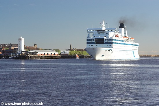 Car and Passenger Ferry - Queen of Scandinavia.