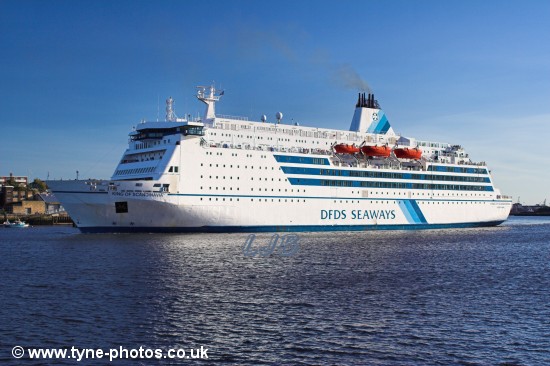 Car and Passenger Ferry - King of Scandinavia passing North Shields Fish Quay.