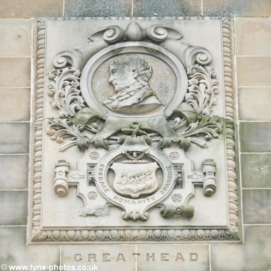 Monument to the lifeboat.