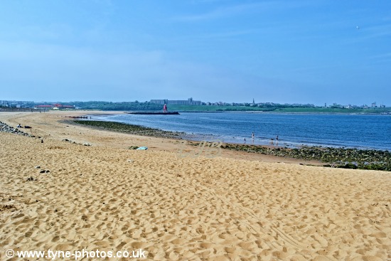 The beach between the South Pier and Herd Groyne.