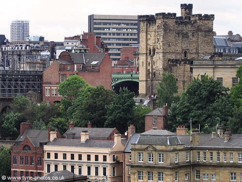 Newcastle Keep and north end of the High Level Bridge.